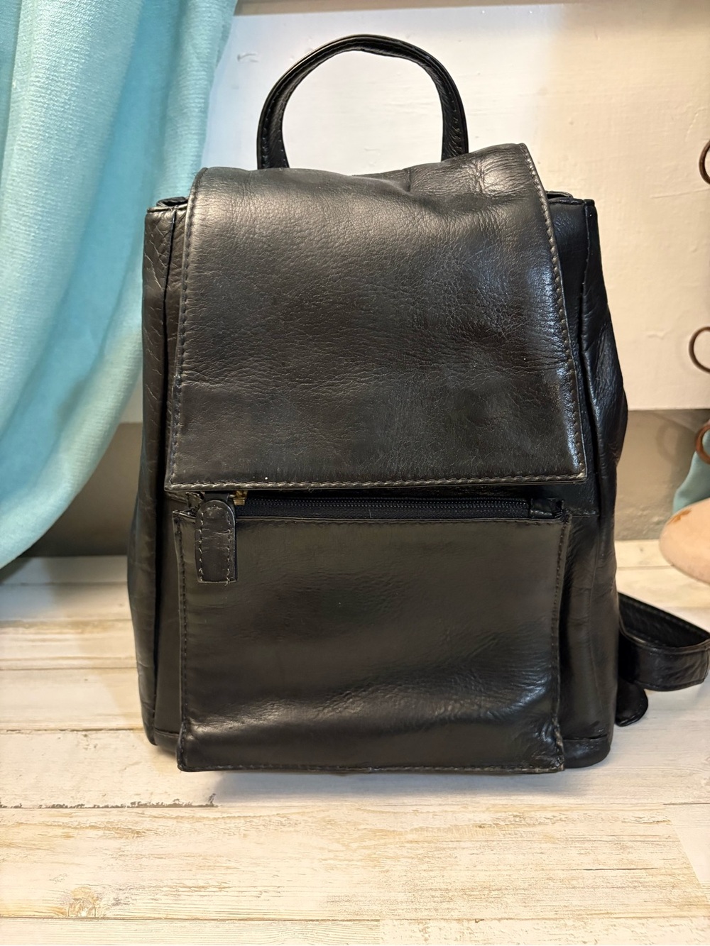 Pristine Vintage 90s Hobo International Blach Backpack Purse-Rare Find